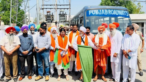 The people of Nakodar-Sultanpur Lodhi got another gift, Sant Seechewal gave the green flag to the new bus service.