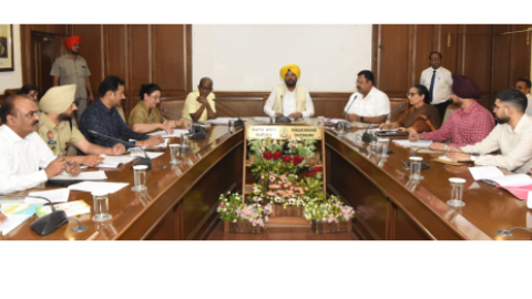 Chief-Minister-Bhagwant-Mann-And-Punjab-Nri-Minister-Kuldeep-Singh-Dhaliwal