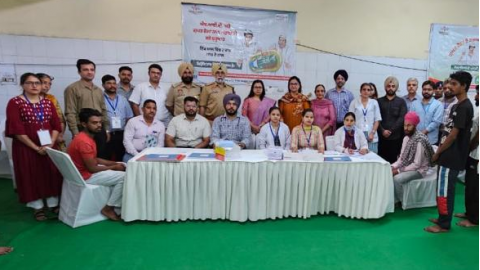 Deputy-Commissioner-Surbhi-Malik-Inaugurated-The-Medical-Camp-In-The-Central-Jail