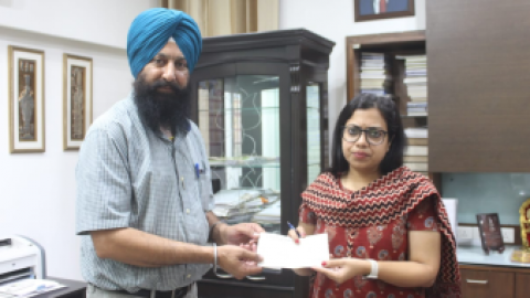Nri-Donation-Of-2-Lakh-Rupees-For-Maharaja-Dulip-Singh-Memorial