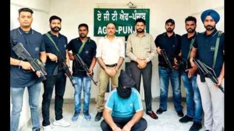 Gangster-Gurpreet-Singh-Alias-Gopi-Dallewalia-Of-Goru-Bacha-Group-Was-Arrested-By-Anti-Gangster-Task-Force-And-Moga-Police