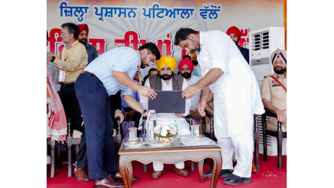 Launch-Of-Online-Registration-Portal-For-khedan-Watan-Punjab-Ki-By-Chief-Minister