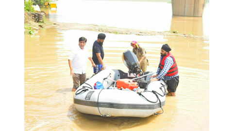 On-Cm-Directives-Jimpa-Takes-Stock-Of-On-Ground-Situation-In-Flood-affected-Areas-Of-Hoshiarpur-District