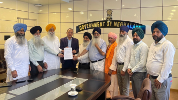 the-shiromani-committee-delegation-met-the-chief-secretary-of-meghalaya-government-at-shillong