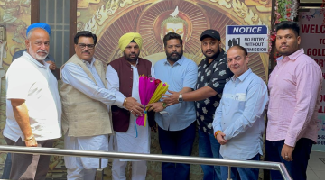 Cabinet-minister-harbhajan-singh-eto-pays-special-visit-to-north-constituency