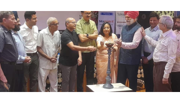 dr-aulakh-delivers-lecture-on-re