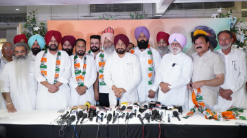 another-big-blow-to-aap-senior-l