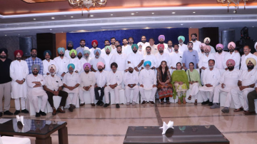 congress-party-warns-ludhiana-ad