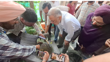 health-minister-leads-house-to-h