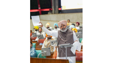 Bajwa-spent-rs-1-18-crore-of-punjab-government-to-protect-personal-property-worth-rs-25-lakh-harpal-singh-cheema
