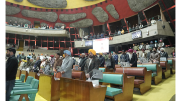 Punjab-vidhan-sabha-pays-tributes-to-departed-souls
