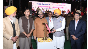 kanwar-grewal-enlivened-the-seco