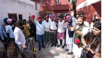 aap-punjab-celebrates-court-s-ve