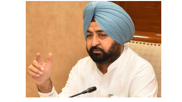 kejriwal-and-sisodia-acquitted-v