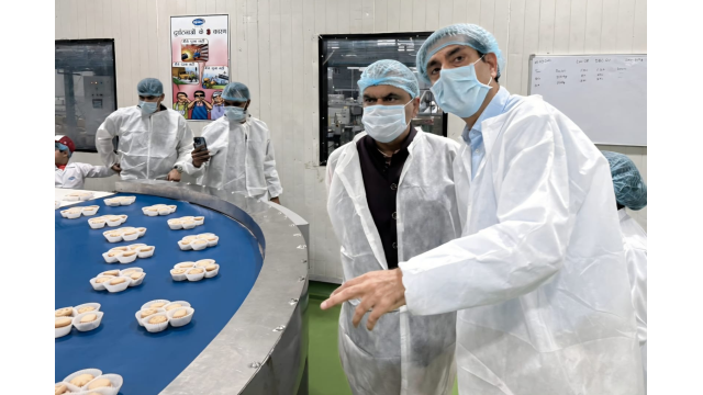 cabinet-minister-sanjeev-arora-v