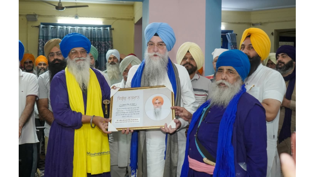 special-honor-to-speaker-sandhwa