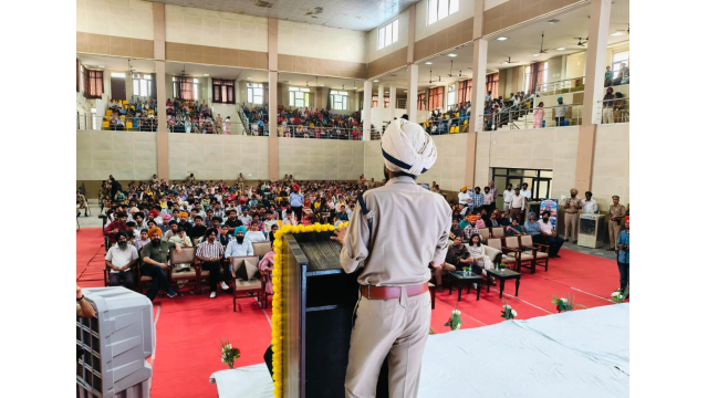 sampark-abhiyan-helping-punjab-p