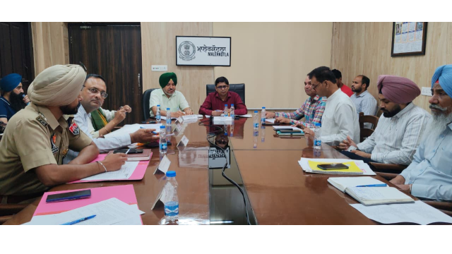 dc-reviews-progress-of-redressal