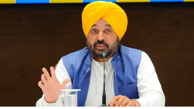 11-people-from-punjab-being-depo