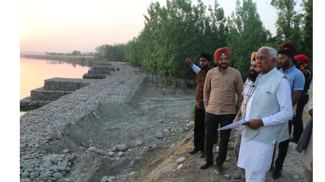 cabinet-minister-barinder-kumar-