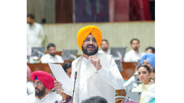 -labour-minister-tarunpreet-sing