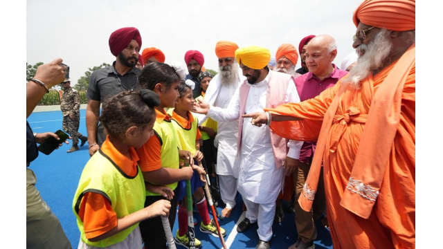 cm-bhagwant-singh-mann-gifts-jal
