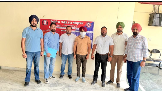 -vigilance-bureau-nabs-accountant-red-handed-accepting-bribe-of-rs-15-000-
