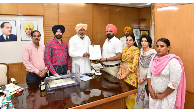 -finance-minister-harpal-singh-c