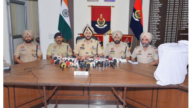 -30kg-heroin-recovered-in-amrits