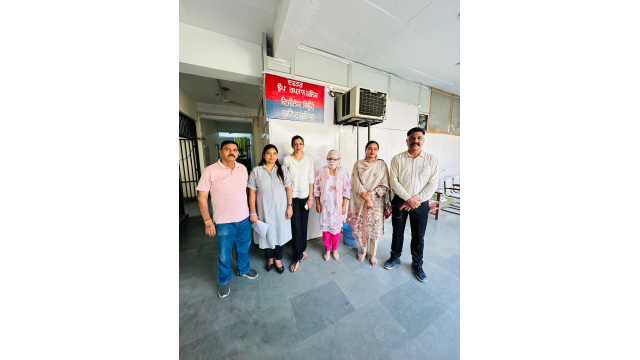 -vigilance-bureau-nabs-sub-inspector-red-handed-accepting-bribe-of-rs-20-000-