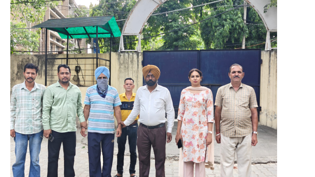 Vigilance-bureau-nabs-patwari-re