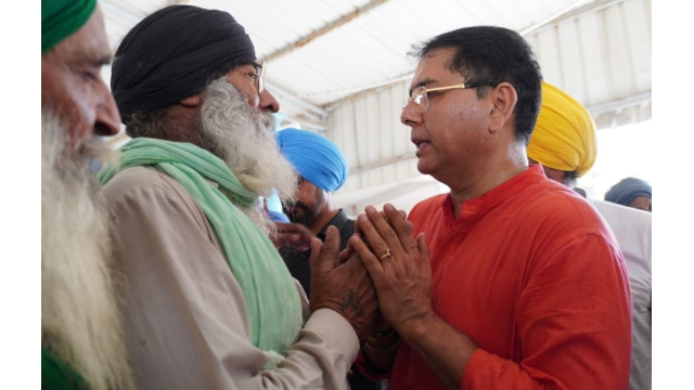 dozens-of-families-from-bhagwanp
