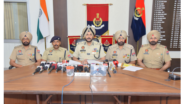 major-terror-conspiracy-foiled-in-amritsar-isi-operative-held-with-hand-grenade-pistol