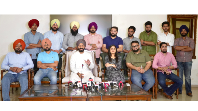 aap-appoints-mp-meet-hayer-and-m
