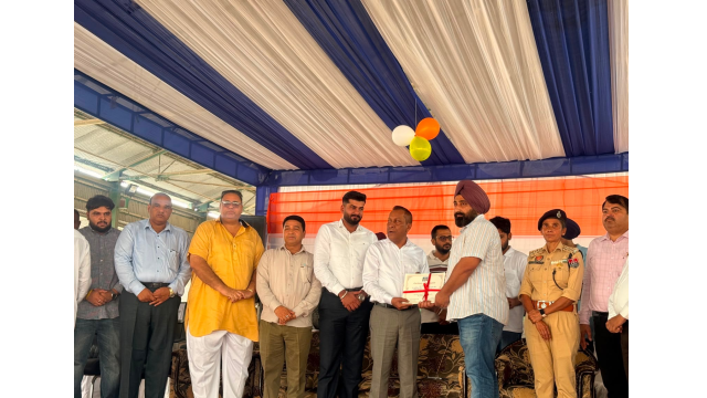 punjab-honours-grassroots-volunt