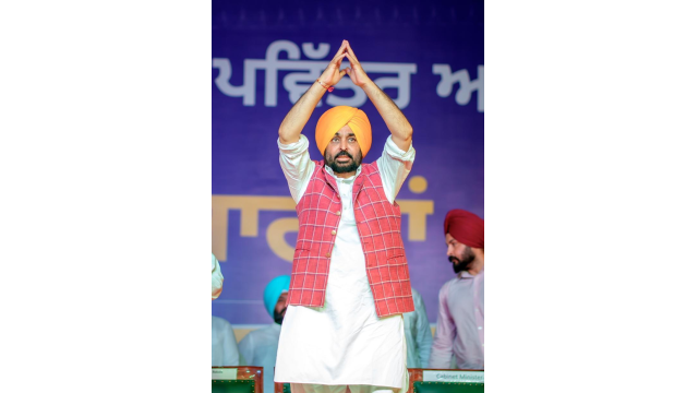 cm-bhagwant-singh-mann-s-rakhri-punia-gift-to-sisters-181-50-crore-sanman-rashi-for-5-30-lakh-women