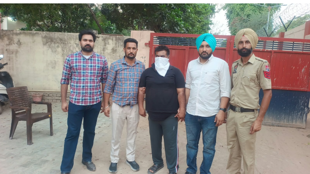 vigilance-bureau-nabs-senior-sec